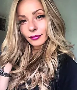 Dragon MakeUp Artist Sofia
